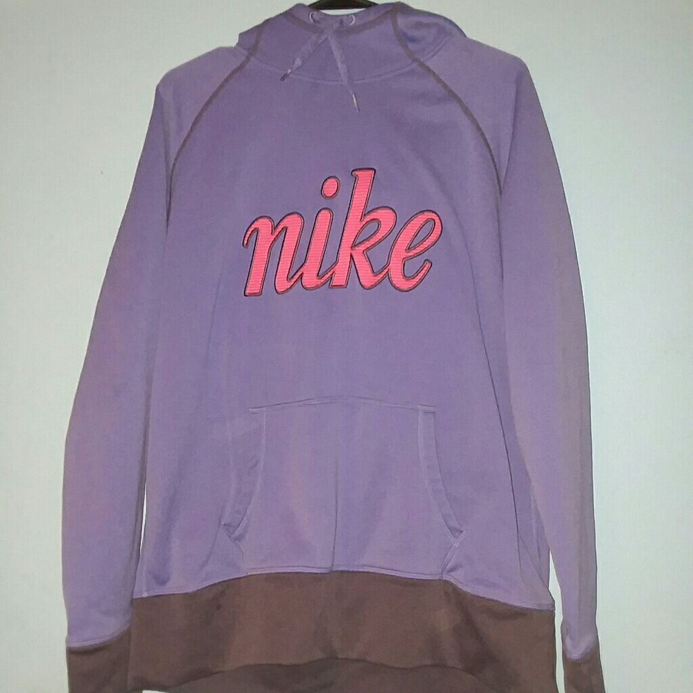 🌻 THERMA-FIT NIKE HOODIE 🌻 3 FOR $15 🌻